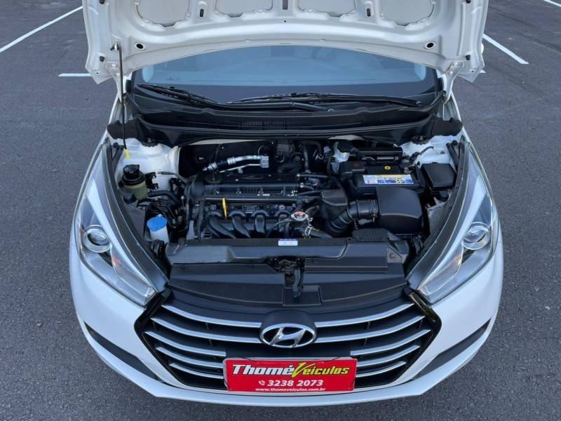 HYUNDAI - HB20S - 2019/2019 - Branca - R$ 69.900,00
