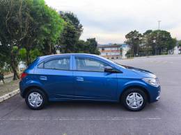 CHEVROLET - ONIX - 2015/2015 - Prata - R$ 46.900,00