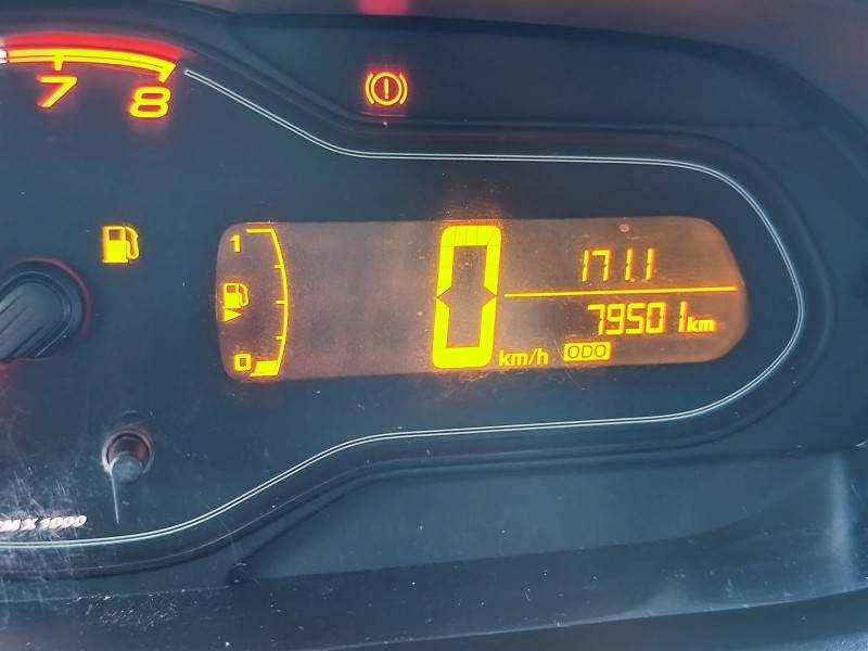 CHEVROLET - ONIX - 2018/2018 - Prata - R$ 48.900,00