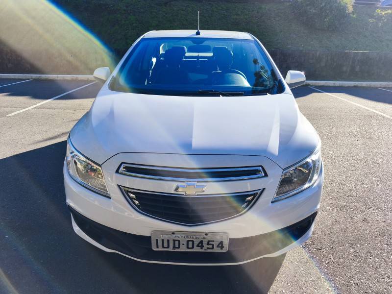 CHEVROLET - PRISMA - 2013/2013 - Branca - R$ 41.900,00