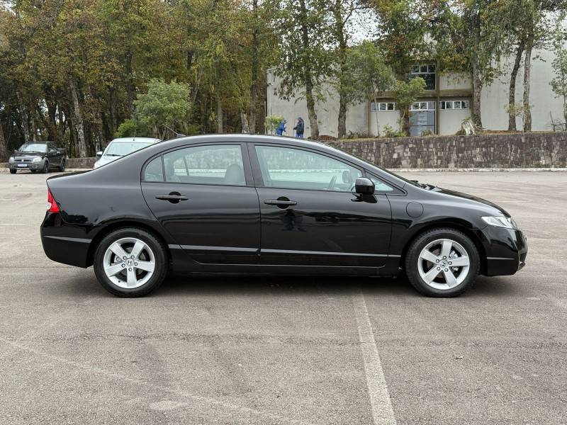 HONDA - CIVIC - 2010/2010 - Preta - R$ 51.900,00