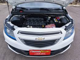 CHEVROLET - PRISMA - 2013/2013 - Branca - R$ 44.900,00