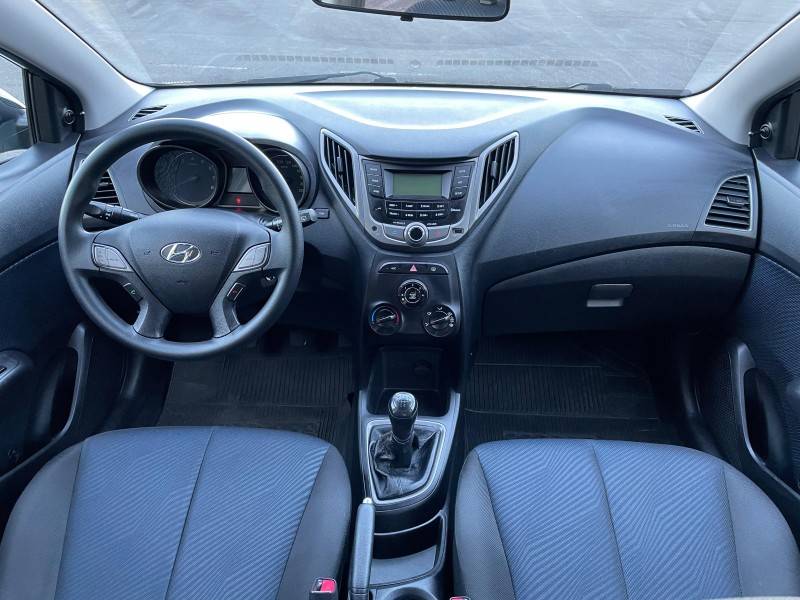 HYUNDAI - HB20 - 2013/2013 - Preta - R$ 42.900,00