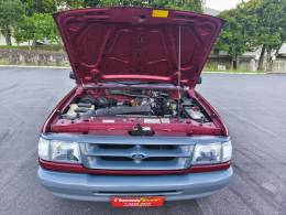 FORD - RANGER - 1996/1996 - Vermelha - R$ 42.900,00