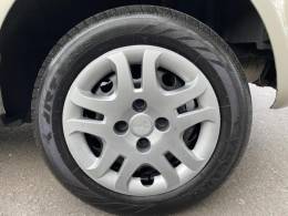 FORD - FIESTA - 2014/2014 - Dourada - R$ 31.900,00