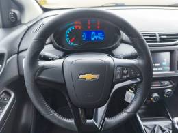 CHEVROLET - ONIX - 2018/2018 - Branca - R$ 63.900,00