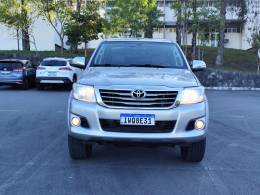 TOYOTA - HILUX - 2015/2015 - Prata - R$ 111.900,00