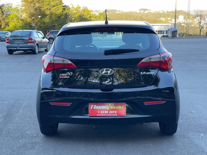 HYUNDAI - HB20 - 2013/2013 - Preta - R$ 42.900,00