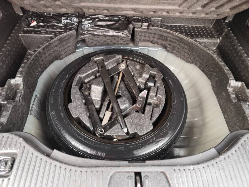 CHEVROLET - TRACKER - 2015/2015 - Prata - R$ 67.900,00