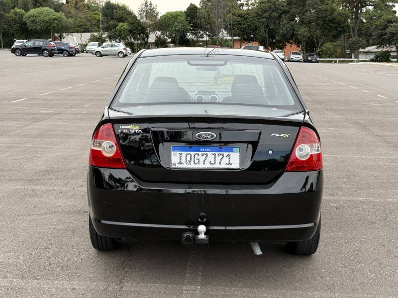 FORD - FIESTA - 2010/2010 - Preta - R$ 24.900,00
