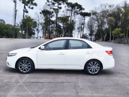KIA MOTORS - CERATO - 2013/2013 - Branca - R$ 49.900,00