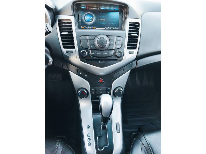 CHEVROLET - CRUZE - 2014/2014 - Prata - R$ 62.900,00