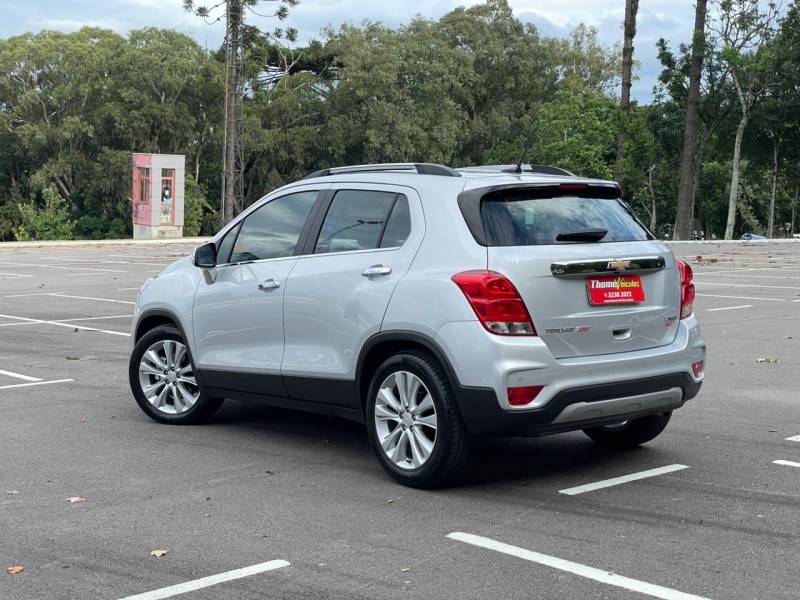 CHEVROLET - TRACKER - 2018/2018 - Prata - R$ 91.900,00