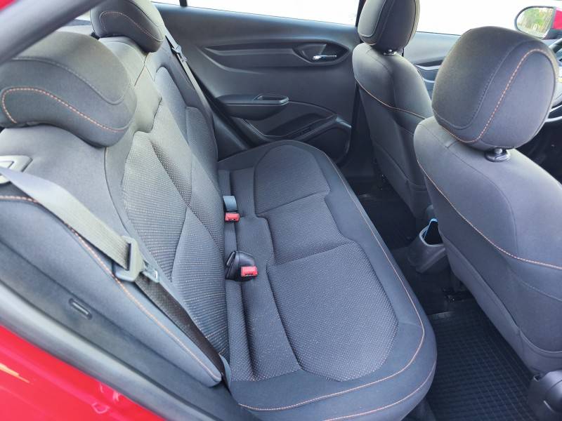 CHEVROLET - ONIX - 2014/2014 - Vermelha - R$ 51.900,00