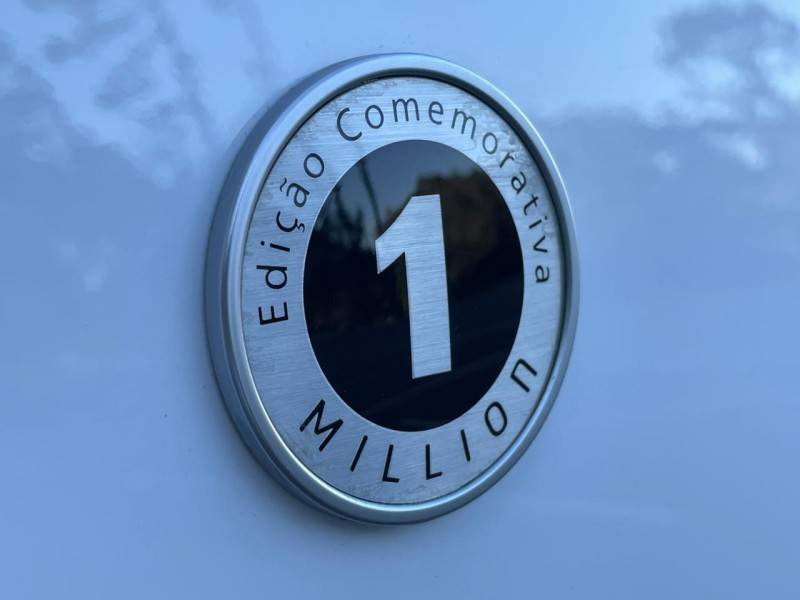 HYUNDAI - HB20S - 2019/2019 - Branca - R$ 69.900,00