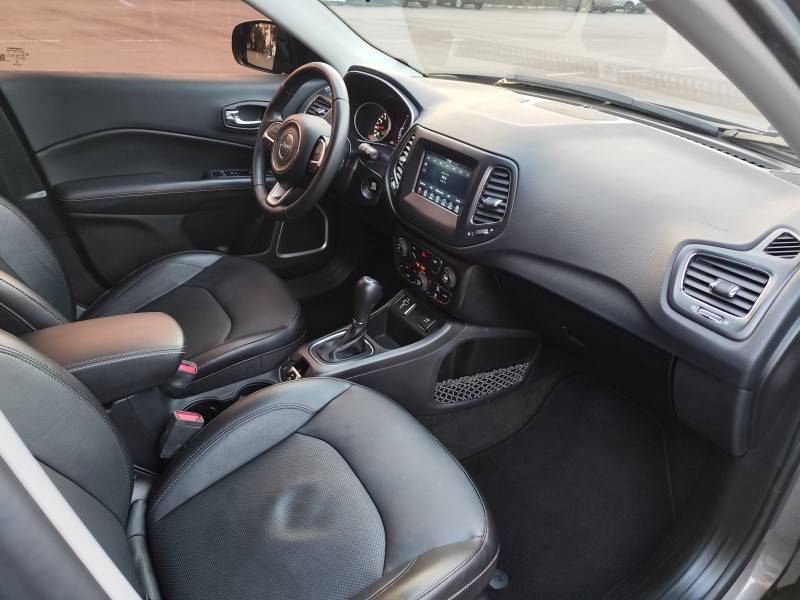 JEEP - COMPASS - 2021/2021 - Cinza - R$ 99.900,00