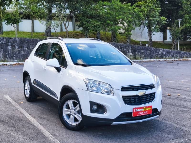 CHEVROLET - TRACKER - 2014/2014 - Branca - R$ 63.900,00