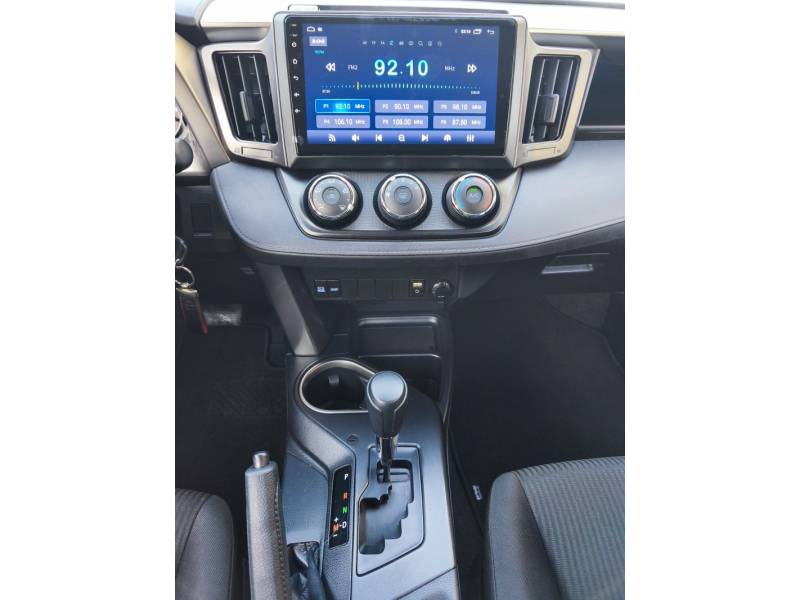 TOYOTA - RAV4 - 2018/2018 - Prata - R$ 119.900,00