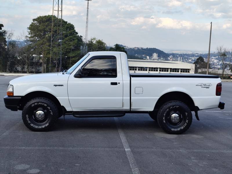 FORD - RANGER - 2000/2000 - Branca - R$ 63.900,00