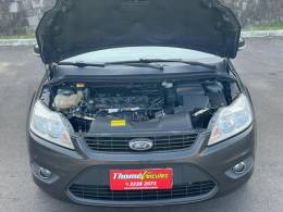 FORD - FOCUS - 2013/2013 - Cinza - R$ 42.900,00