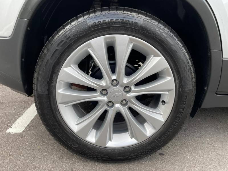 CHEVROLET - TRACKER - 2018/2018 - Prata - R$ 91.900,00