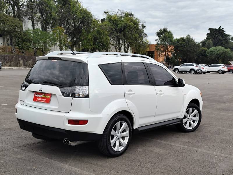 MITSUBISHI - OUTLANDER - 2011/2011 - Branca - R$ 59.900,00