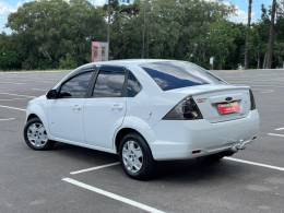 FORD - FIESTA - 2014/2014 - Branca - R$ 34.900,00