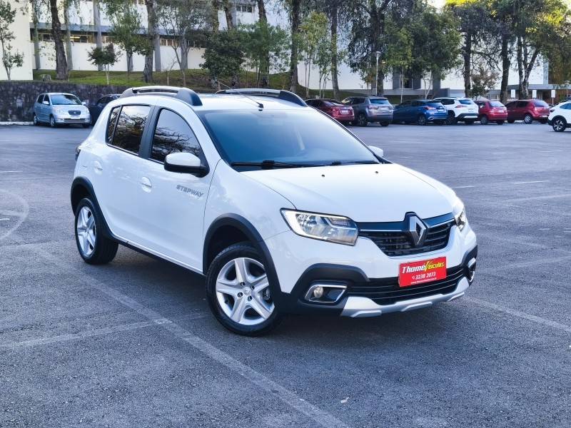 RENAULT - SANDERO - 2021/2021 - Branca - R$ 68.900,00