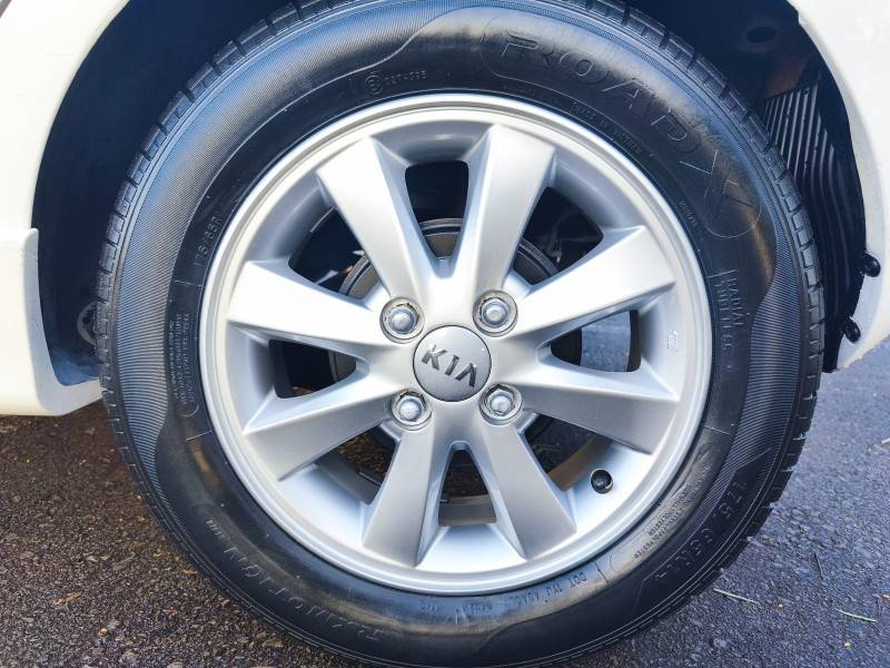 KIA MOTORS - PICANTO - 2012/2012 - Branca - R$ 36.900,00