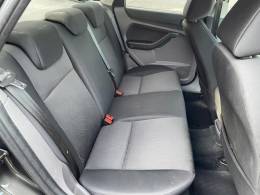 FORD - FOCUS - 2013/2013 - Cinza - R$ 43.900,00