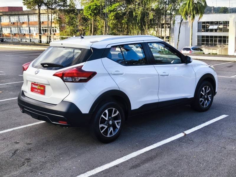 NISSAN - KICKS - 2021/2021 - Branca - R$ 89.900,00
