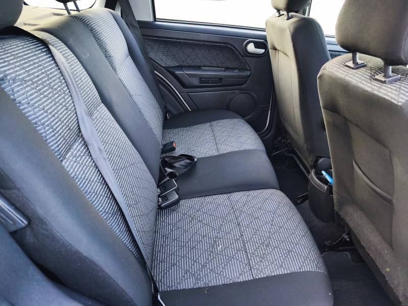 FORD - ECOSPORT - 2012/2012 - Preta - R$ 41.900,00
