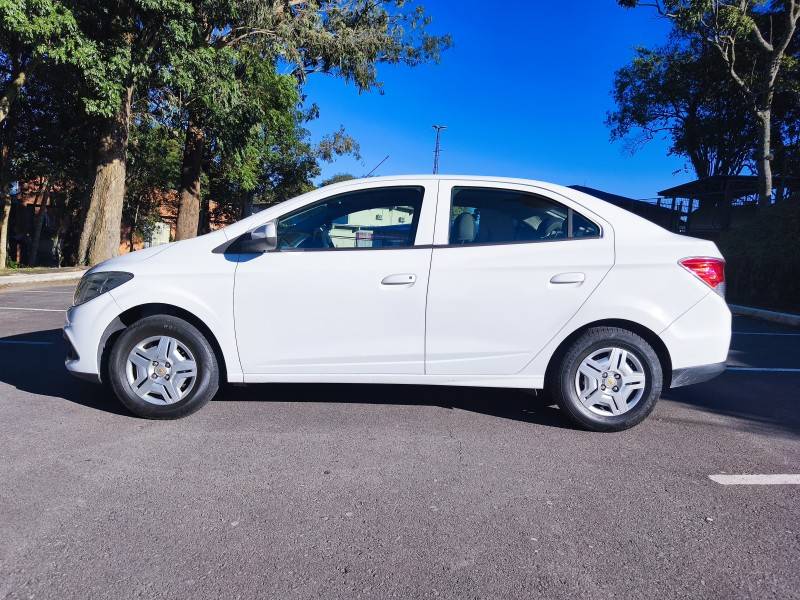 CHEVROLET - PRISMA - 2013/2013 - Branca - R$ 41.900,00