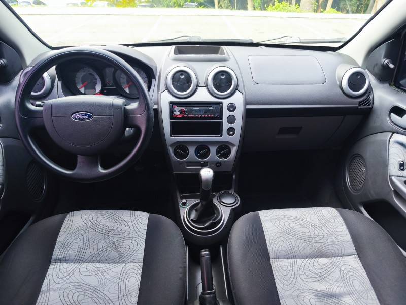 FORD - FIESTA - 2009/2009 - Prata - R$ 28.900,00