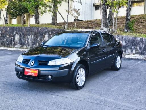 RENAULT - MÉGANE - 2010/2011 - Preta - R$ 31.900,00