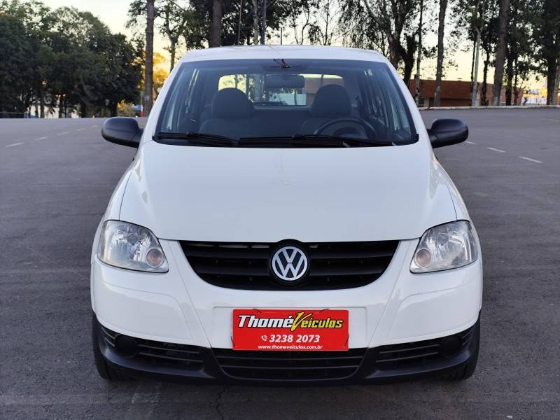VOLKSWAGEN - FOX - 2009/2009 - Branca - R$ 29.900,00