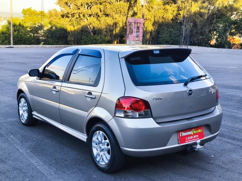 FIAT - PALIO - 2008/2008 - Dourada - R$ 28.900,00