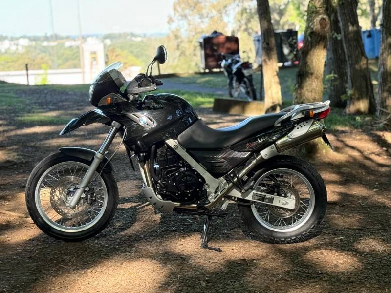 BMW - G 650 - 2011/2011 - Preta - R$ 20.900,00