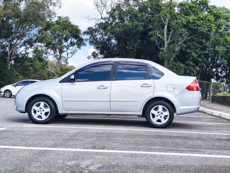 FORD - FIESTA - 2009/2009 - Prata - R$ 28.900,00