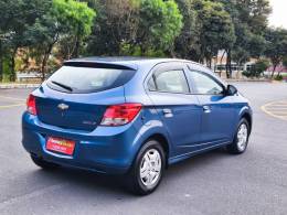 CHEVROLET - ONIX - 2015/2015 - Prata - R$ 46.900,00