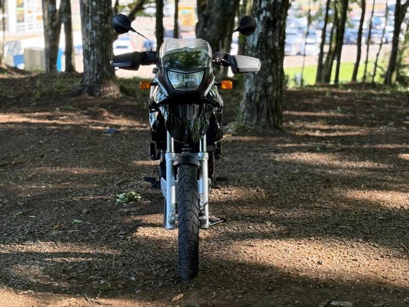 BMW - G 650 - 2011/2011 - Preta - R$ 20.900,00