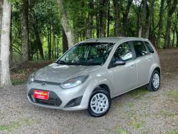 FORD - FIESTA - 2014/2014 - Dourada - R$ 31.900,00