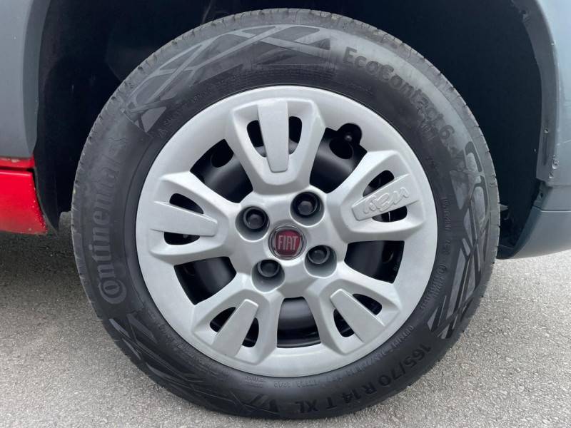 FIAT - UNO - 2014/2014 - Vermelha - R$ 29.900,00