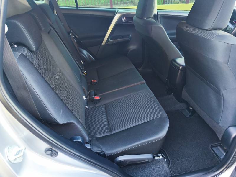 TOYOTA - RAV4 - 2018/2018 - Prata - R$ 119.900,00
