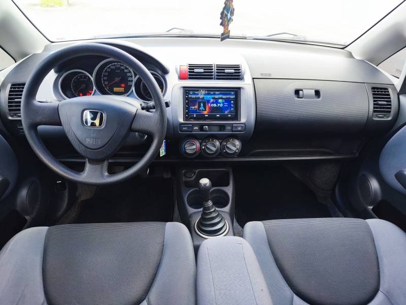 HONDA - FIT - 2006/2006 - Prata - R$ 32.900,00