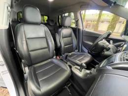 CHEVROLET - TRACKER - 2014/2014 - Branca - R$ 65.900,00