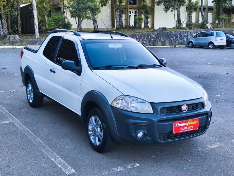 FIAT - STRADA - 2015/2015 - Branca - R$ 64.900,00