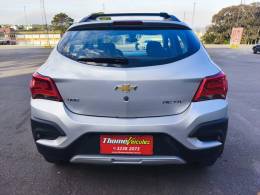 CHEVROLET - ONIX - 2017/2017 - Prata - R$ 66.900,00