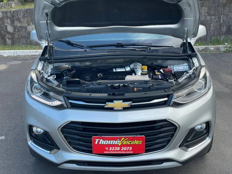 CHEVROLET - TRACKER - 2017/2017 - Prata - R$ 79.900,00