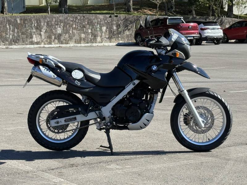 BMW - G 650 - 2011/2011 - Preta - R$ 21.900,00